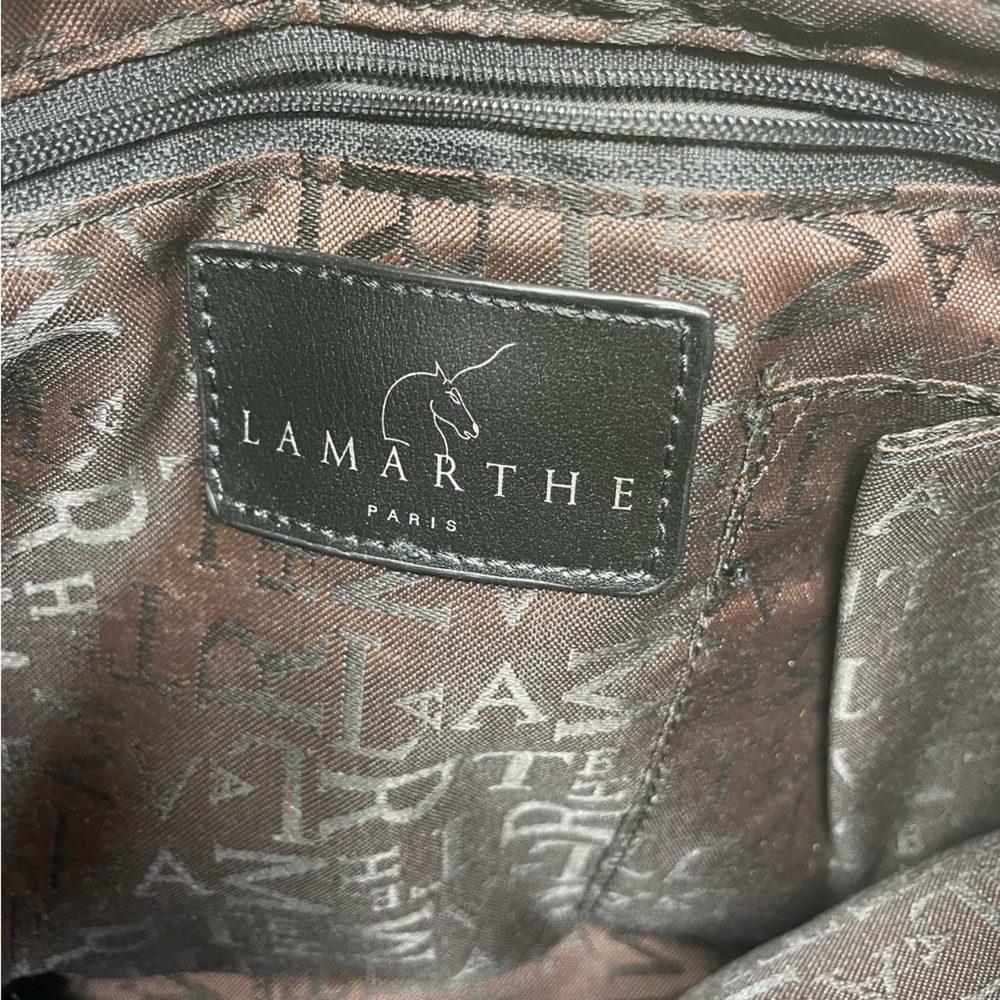 GUC Lamarthe Paris Leather Crossbody Black Bag - Picture 7 of 8